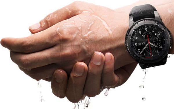 smartwatch samsung s3 gear IP68